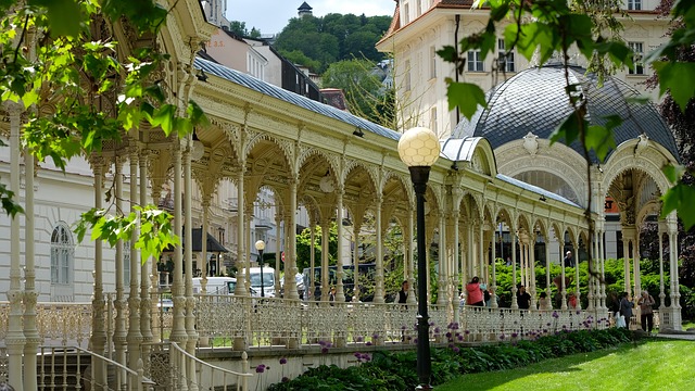 Centrum lázeňského města. Centrum lázeňského města.