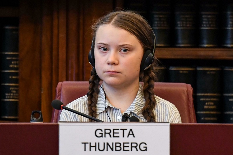 Greta Thunbergová vystoupila v britském parlamentu.