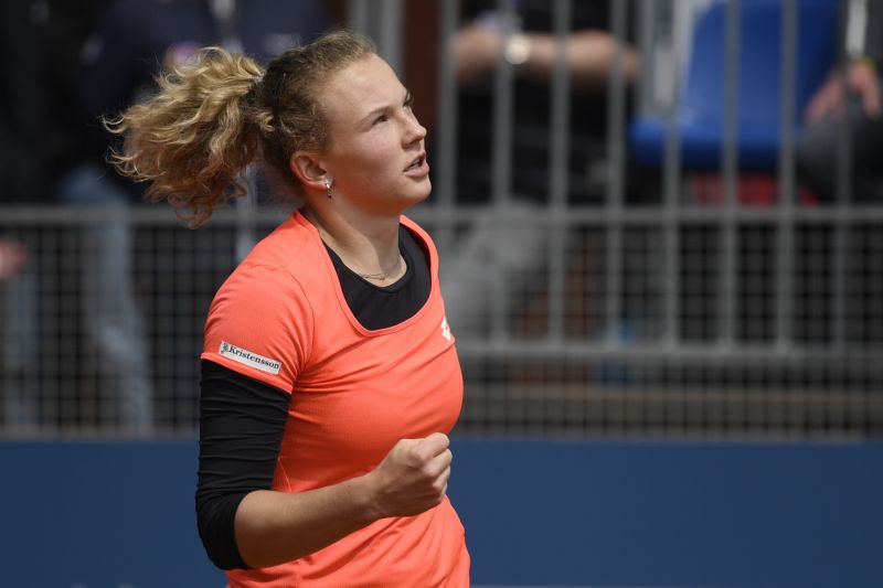 Kateřina Siniaková nedokázala od začátku sezony vyhrát dvakrát v řadě. Kateřina Siniaková nedokázala od začátku sezony vyhrát dvakrát v řadě.