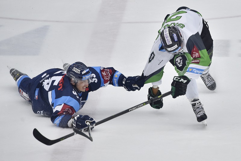 Martin Ševc (vlevo) pomáhal v play off Liberci vyřadit Mladou Boleslav, od příští sezony bude hrát právě za Středočechy. Martin Ševc (vlevo) pomáhal v play off Liberci vyřadit Mladou Boleslav, od příští sezony bude hrát právě za Středočechy.