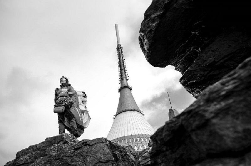 Paraglidista Stanislav Mayer. Paraglidista Stanislav Mayer.