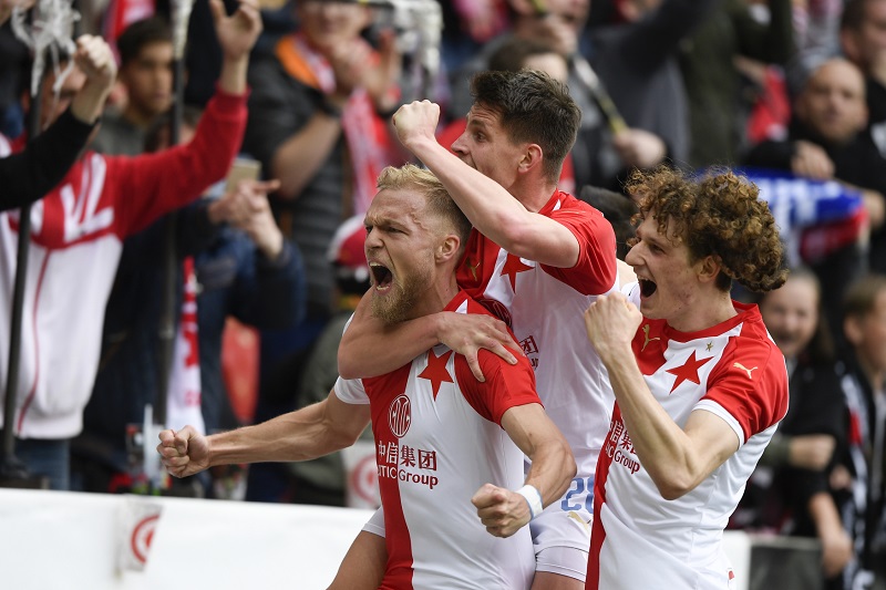 ŽIVĚ: Obere Liberec lídra? V útoku Slavie začne Van Buren.