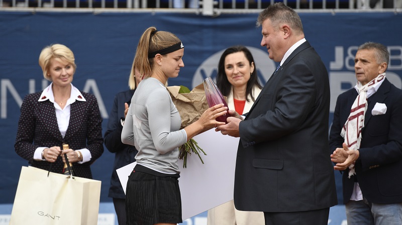V chladu a dešti se tenistka Karolína Muchová bila o svůj životní úspěch.