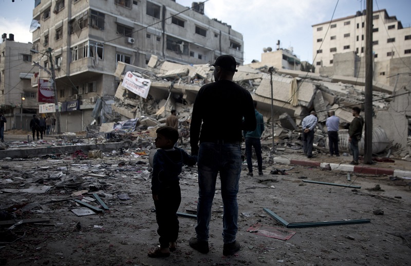 Palestinci kontrolují spoušť, kterou nadělaly izraelské rakety.