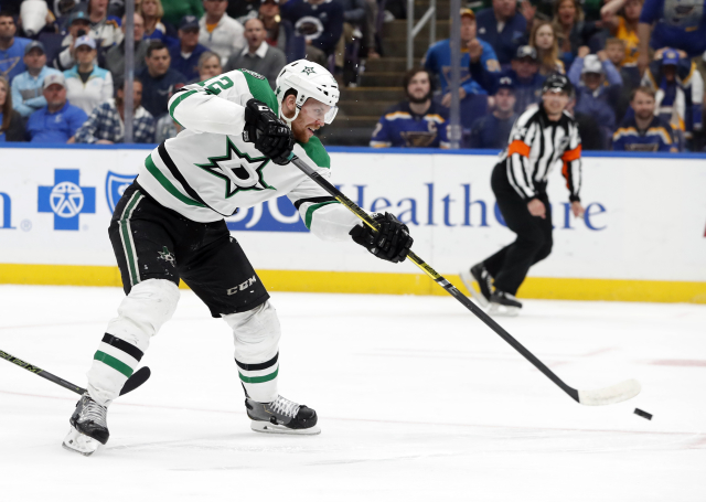 Radek Faksa. Radek Faksa.