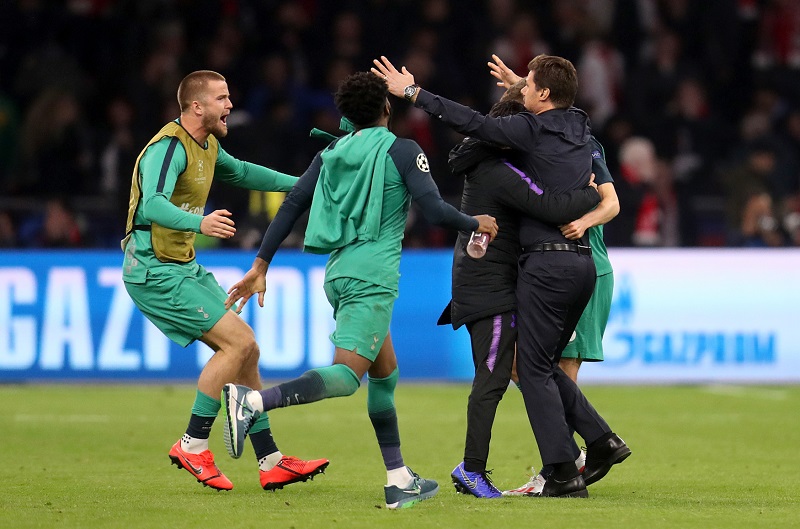 Pohádka Tottenhamu! Hattrick Moury vyrval Ajaxu finále z rukou.
