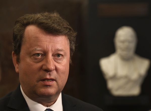 Ministr kultury Antonín Staněk (ČSSD).