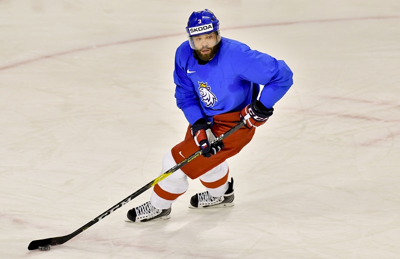 Obránce Radko Gudas z Philadelphie v dresu české reprezentace.