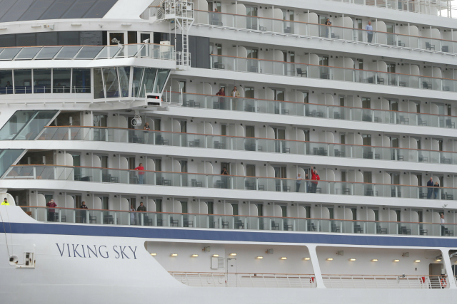 Porouchaná loď Viking Sky.