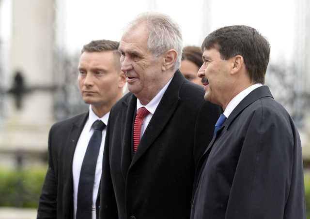 Miloš Zeman navštívil 15. května 2019 v Budapešti maďarského prezidenta Jánose Ádera (vpravo).