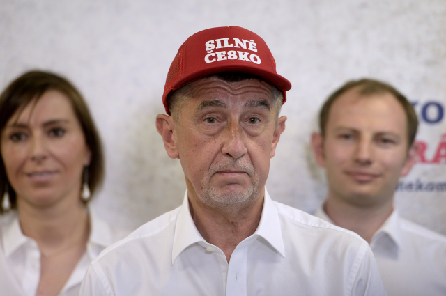 Na snímku zleva: Martina Dlabajova, Andrej Babiš a Ondřej Knotek.