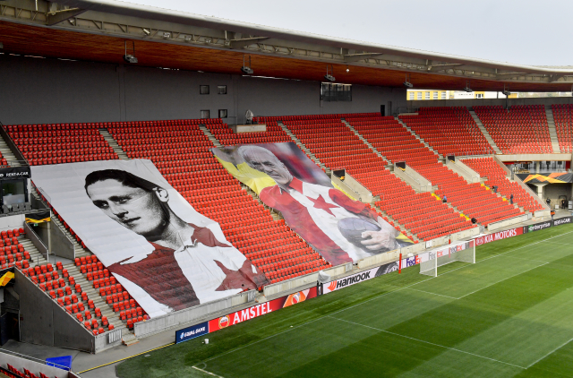 Severní tribuna.