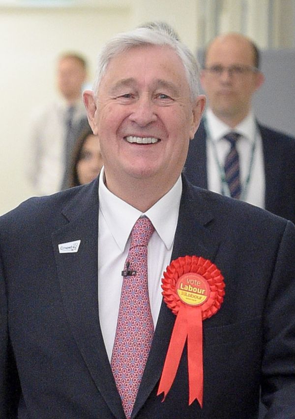 Britský labouristický poslanec Geoffrey Robinson.