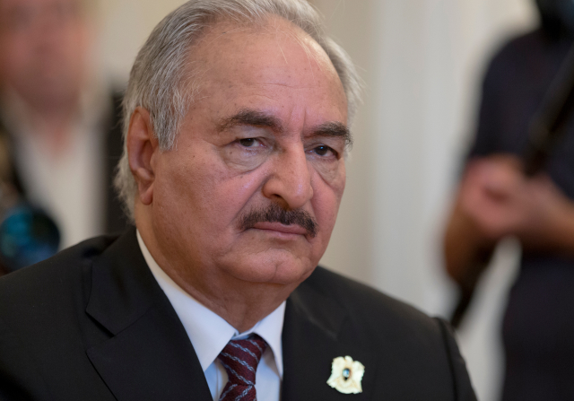 Libyjský polní maršál Chalífa Haftar.