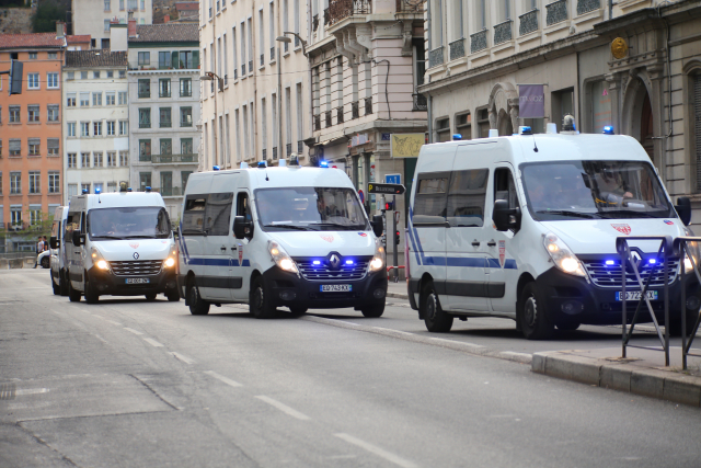 Policie na místě činu. 