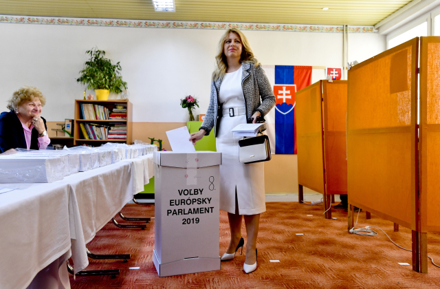 Zuzana Čaputová během eurovoleb.