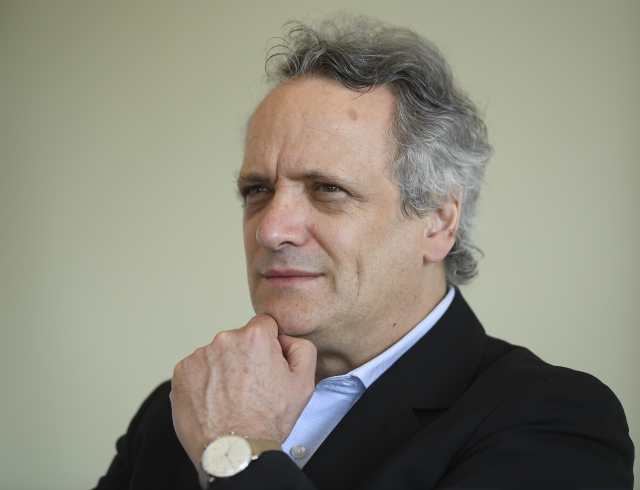 Francouzský dirigent Louis Langrée.
