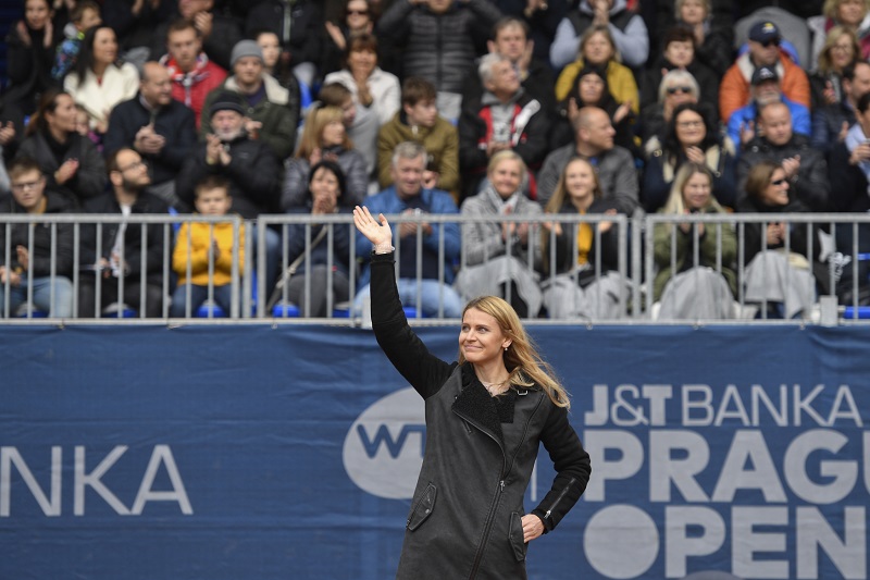 Vždy jsem tě rád sledoval, uctil Federer Šafářovou.