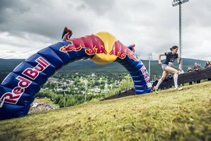 Na závodě Red Bull 400 představí i známé osobnosti ze světa sportu.