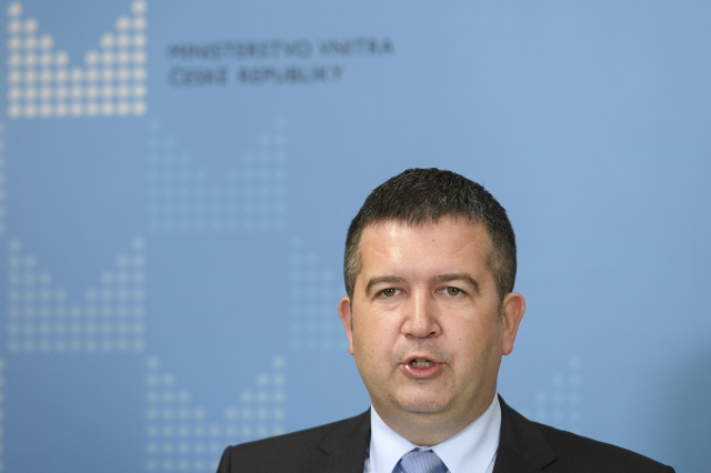 Jan Hamáček. 