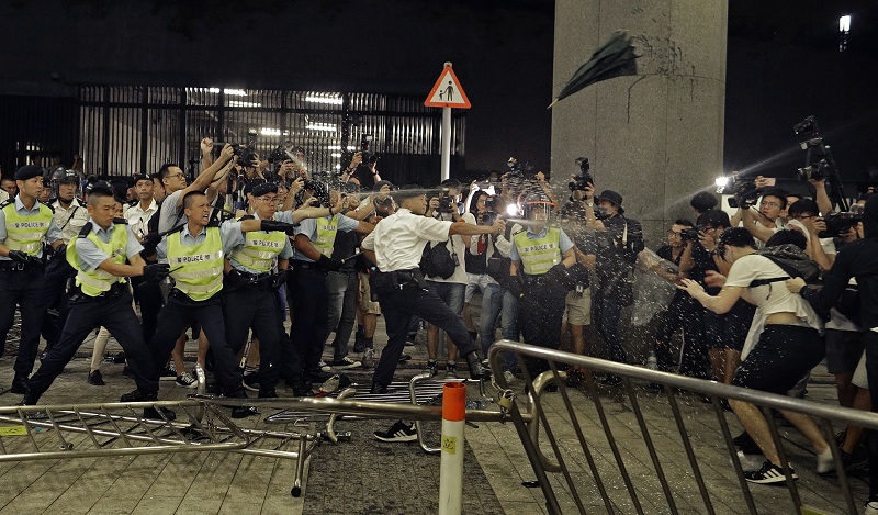 V Hongkongu vyrazilo do ulic k demonstraci přes milion lidí.