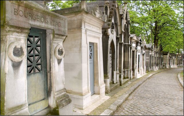 Pařížský hřbitov Père Lachaise.