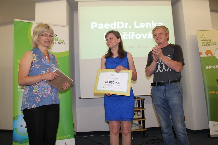 Největší ekologičtí srdcaři mezi pedagogy si převzali ocenění Ekoučitel roku.
