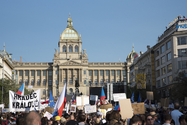Demonstrace na Václavském náměstí.