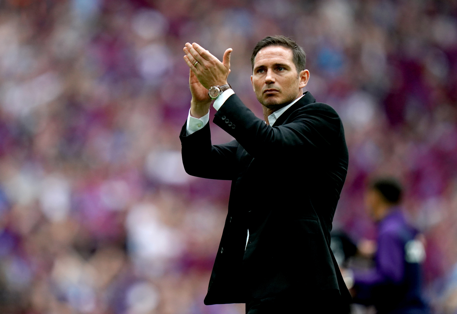 Frank Lampard je v hledáčku Chelsea na pozici nového trenéra.