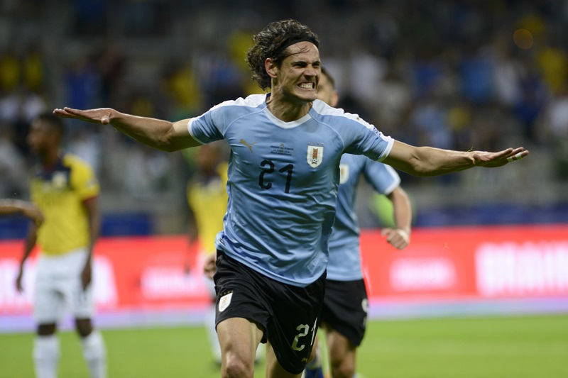 Edinson Cavani vstřelil jeden ze čtyř uruguayských gólů.