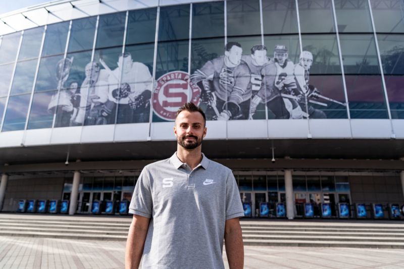 Hokejový útočník Michal Řepík se po roce vrací do pražské Sparty, klub to oznámil 18. června 2019. Řepík v uplynulé sezoně působil v KHL ve Slovanu Bratislava a Podolsku.