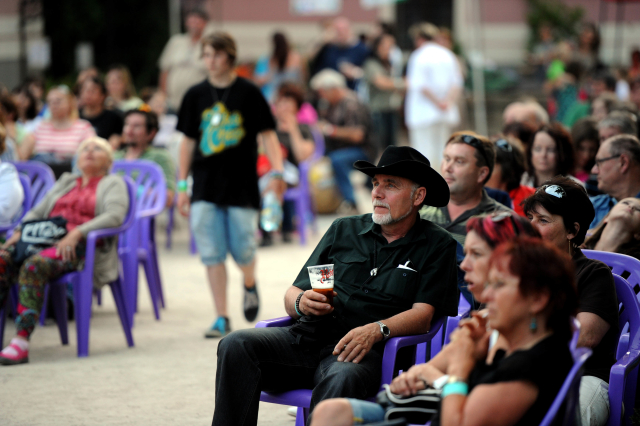 Multižánrový festival Okolo Třeboně.
