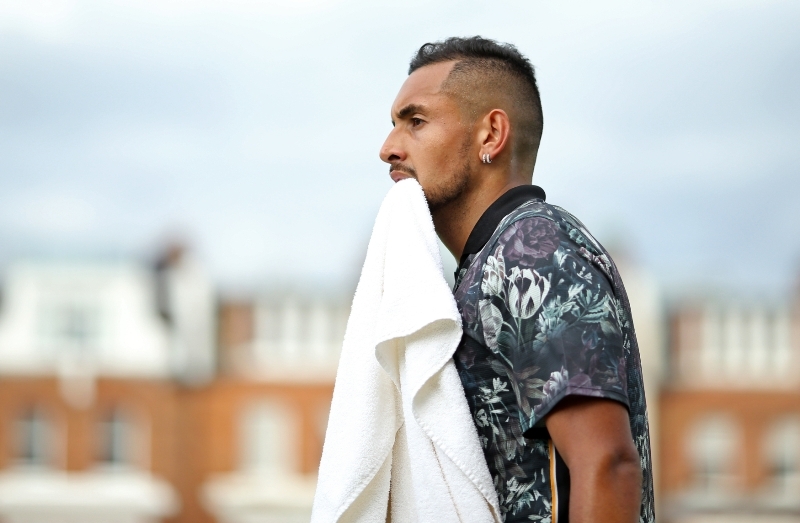 Nick Kyrgios se v Londýně prezentoval opět nepatřičným chováním.