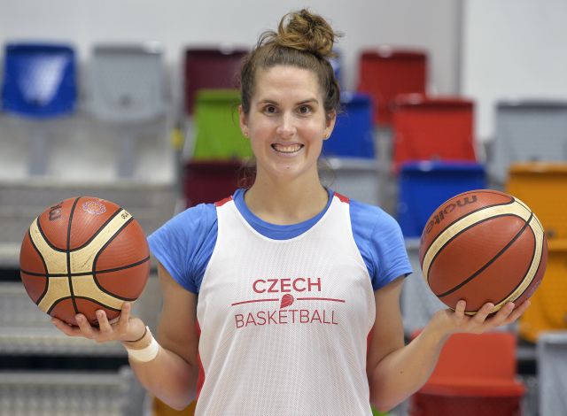 Romana Hejdová na tréninku české basketbalové reprezentace.