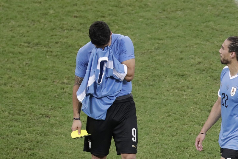 Suárez selhal, Peru překvapivě vyřadila Uruguay.