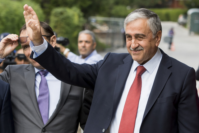 Prezident kyperských Turků Mustafa Akinci.