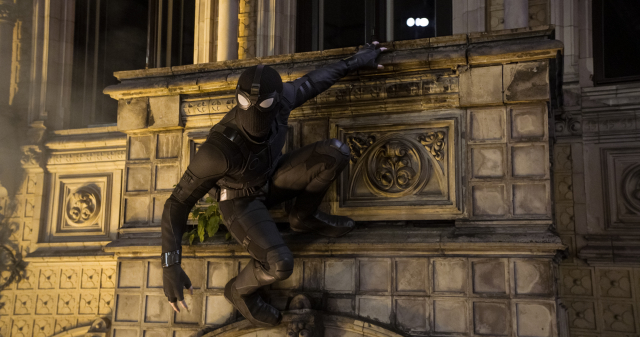Spider-Man: Daleko od domova.