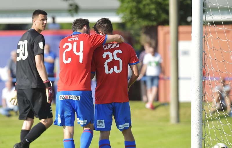 Plzeň proti Karabachu prohrávala, nakonec bere remízu.