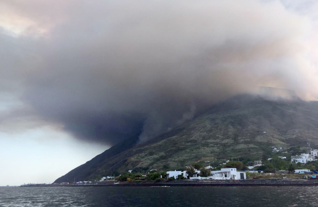 Italský vulkán Stromboli.