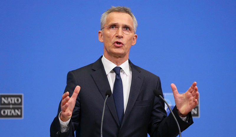 Bez smlouvy INF bude svět nebezpečnější, upozorňuje Jens Stoltenberg.