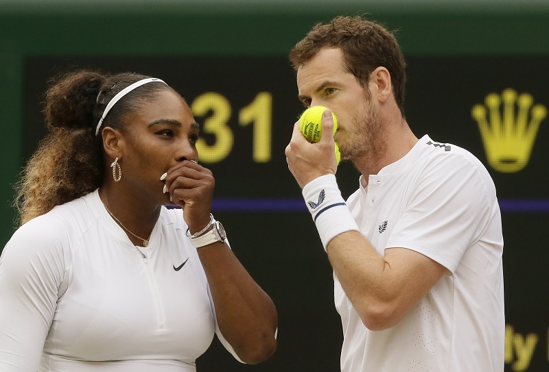 Andy Murray se ve Wimbledonu představil ve smíšené čtyřhře se Serenou Williamsovou.