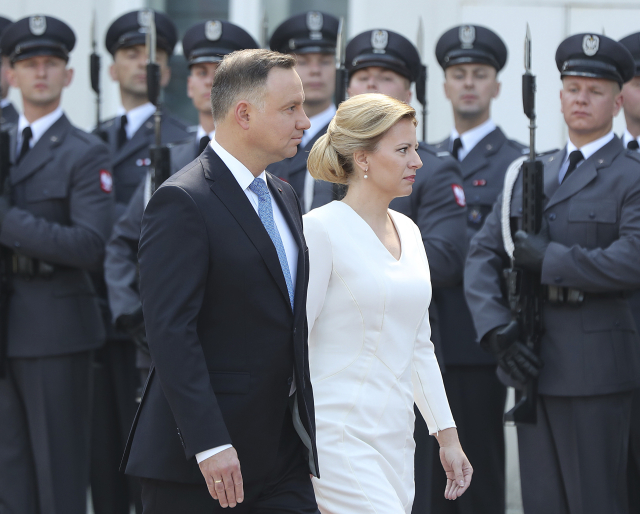 Polský prezident Andrzej Duda přivítal ve Varšavě slovenskou prezidentku Zuzanu Čaputovou.