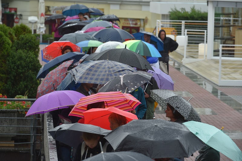 Silné deště sužují severozápad Itálie, v Turíně napadalo sto milimetrů srážek.