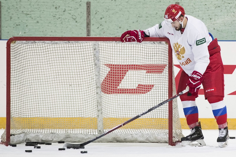 Vjačeslav Vojnov stráví následující sezonu v ruské KHL, hrát bude za Omsk.