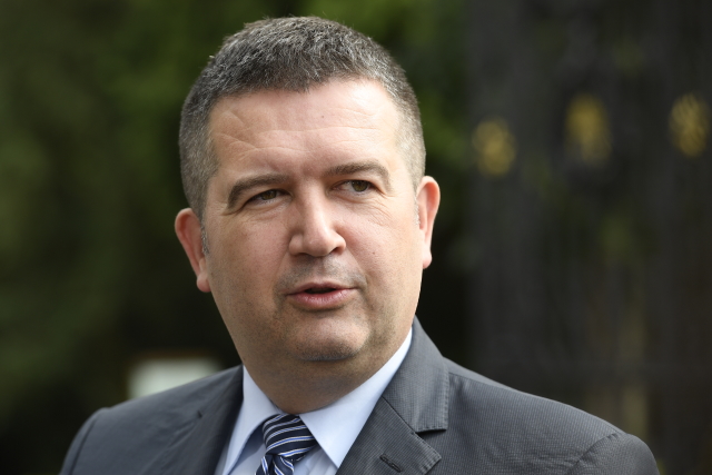 Jan Hamáček.