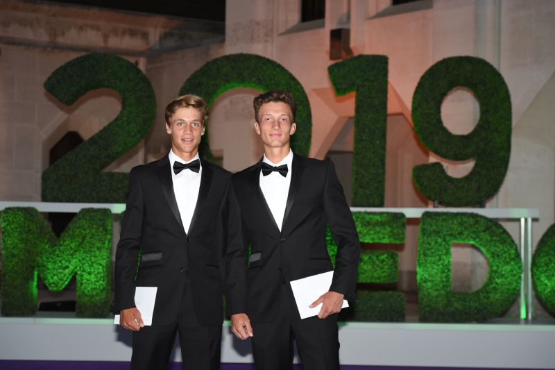 Federer jako vzor. Junioři Lehečka a Forejtek jsou nadějí českého tenisu Federer jako vzor. Junioři Lehečka a Forejtek jsou nadějí českého tenisu