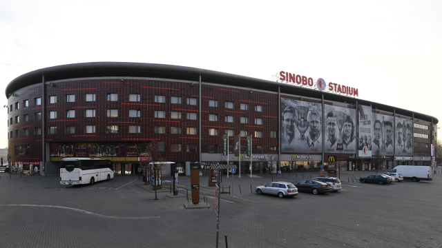 Sinobo Stadium v pražském Edenu.