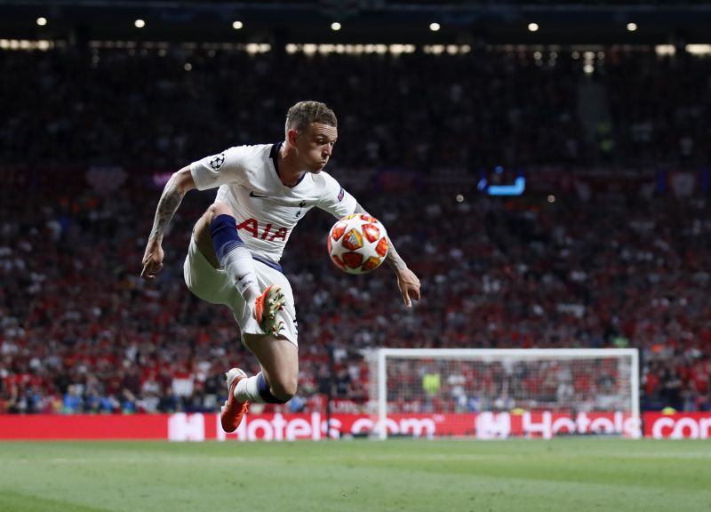 Anglický obránce Kieran Trippier.