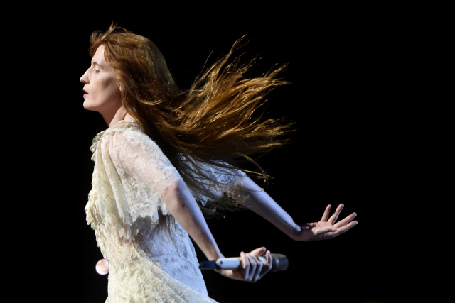 Britská zpěvačka Florence (Florence Welchová) and the Machine.