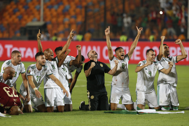 Fotbalisté Alžírska podruhé v historii ovládli africký šampionát.